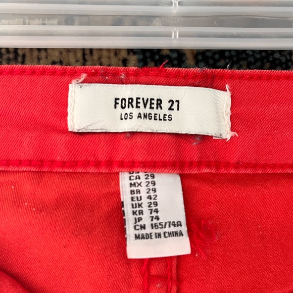 Shorts - Picture 3 of 6